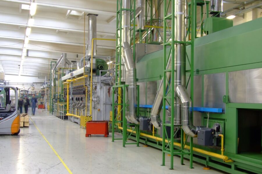 Carbón activado impregnado con permanganato de sodio o potasio